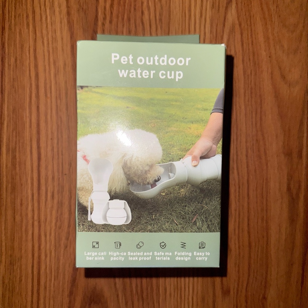 Pet Outdoor Water Cup